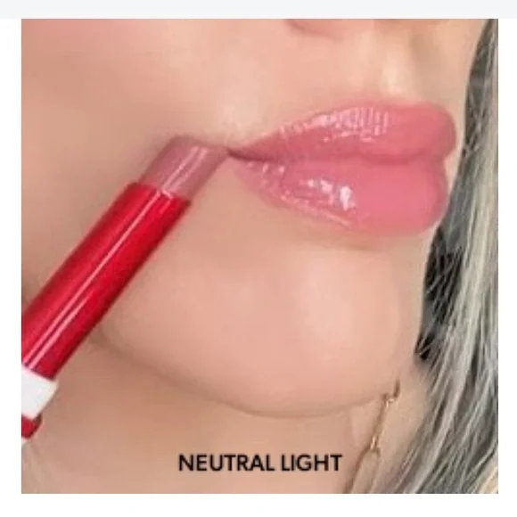 BEAUTY FOR REAL | Lip Revival | Hydration Serum Lipstick | Light Neutral (New!)✨ - Picture 3 of 9